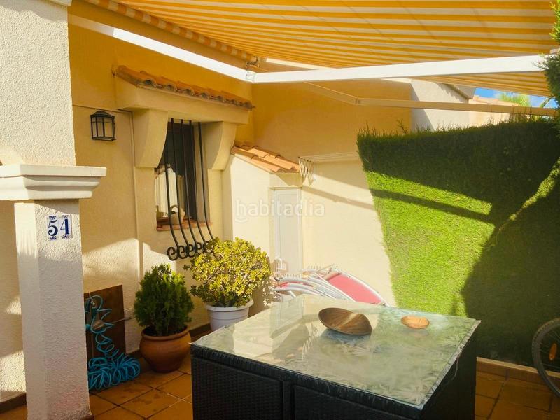 Foto 1ce890b8-ea58-4c65-b772-21de19be7085. Maison jumelée avec chauffage parking piscine dans Monte Faro-Altomar II Santa Pola