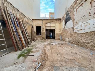 Casa  Calle jose romero lopez. Inversión única en elche!