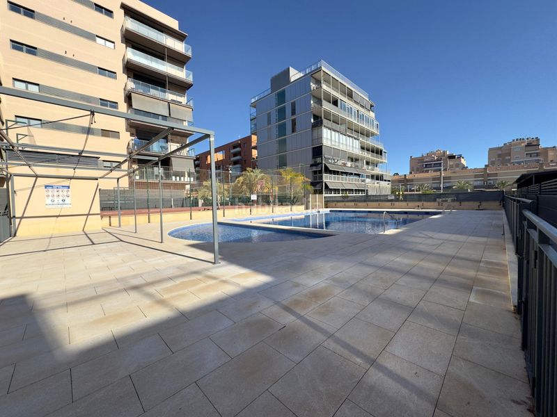 Foto e22c08e3-64a2-4720-84f6-4851081560fe. Pis amb calefacció aparcament piscina a Nou Altabix Elche / Elx