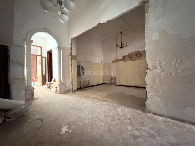 Foto b244c9ba-0406-4102-b03a-68aa6cf655e1. Casa unifamiliar para reformar corazón de jesús en Elche / Elx