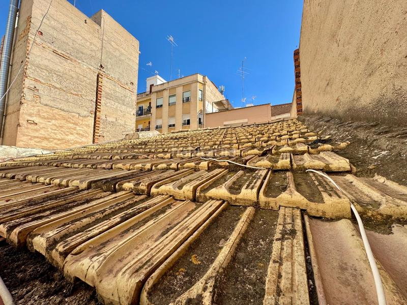 Foto b6e15b73-7950-4547-86c6-ca7c45131ea1. Casa unifamiliar para reformar corazón de jesús en Elche / Elx