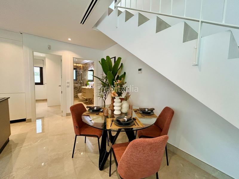 Foto f5663b88-1baf-43ee-8fec-169a5d878e59. Chalet villa independiente con piscina en La Marina en Elche / Elx