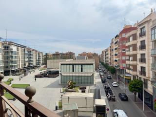 Pis  Porta de la morera. Vivienda de lujo en esquina con garaje directo por ascensor  cen