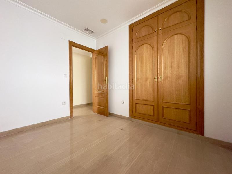 Foto 37a4914b-f934-4c4f-825b-674f897b4611. Pis amb calefacció aparcament a Centro Elche / Elx