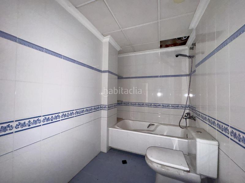 Foto 49c5fcc2-c727-4f99-8f88-cd8589694d4d. Pis amb calefacció aparcament a Centro Elche / Elx