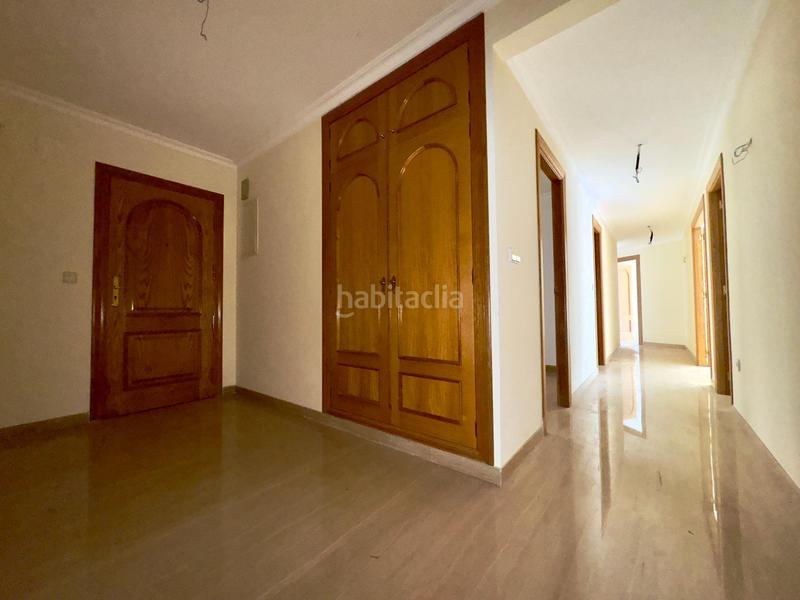 Foto aad62825-8a04-42aa-8656-5113747fe641. Pis amb calefacció aparcament a Centro Elche / Elx