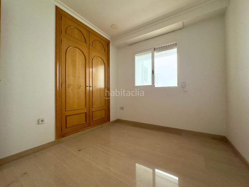 Foto cacd4ebd-f00a-4077-aa20-abc3a1e225a8. Pis amb calefacció aparcament a Centro Elche / Elx