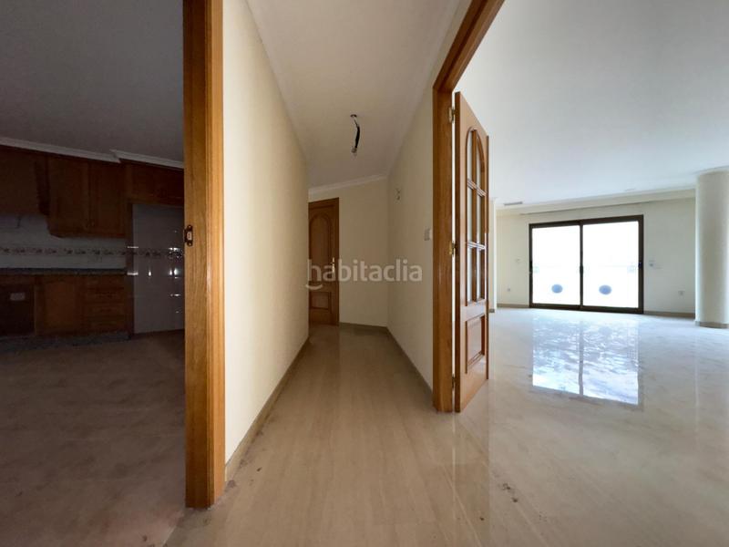 Foto d46e01c9-df21-48c8-a723-cb45b026c611. Pis amb calefacció aparcament a Centro Elche / Elx