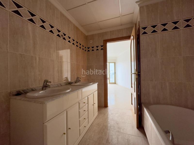 Foto d6255c15-663b-4f7f-af77-37d4c6e3fdfb. Pis amb calefacció aparcament a Centro Elche / Elx