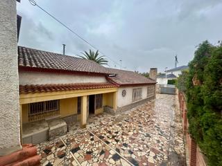 Chalet  Calle manuel macia juan. Fantástico chalet en zona ciudad jardín