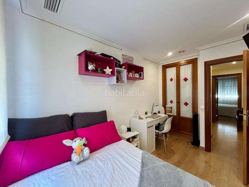 Foto bf09269f-3809-4f0e-b1a6-724a1f551e2c. Casa amb calefacció aparcament piscina a Ciutat Jardí - Torreta Verdí Elche / Elx