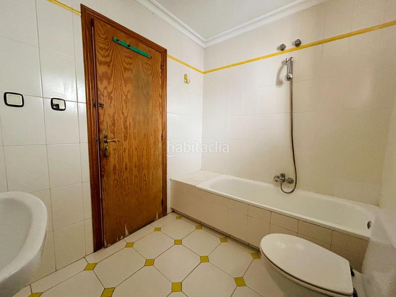 Foto 1bfffb7d-68cb-4cb3-aa94-e545b0c497e0. Etagenwohnung in Reina Victoria - Miguel Hernández Elche / Elx