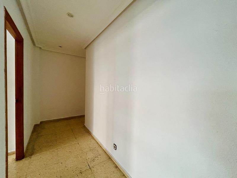 Foto 38d443b8-03dd-420f-91f0-abbecd52241c. Piso en Reina Victoria - Miguel Hernández Elche / Elx