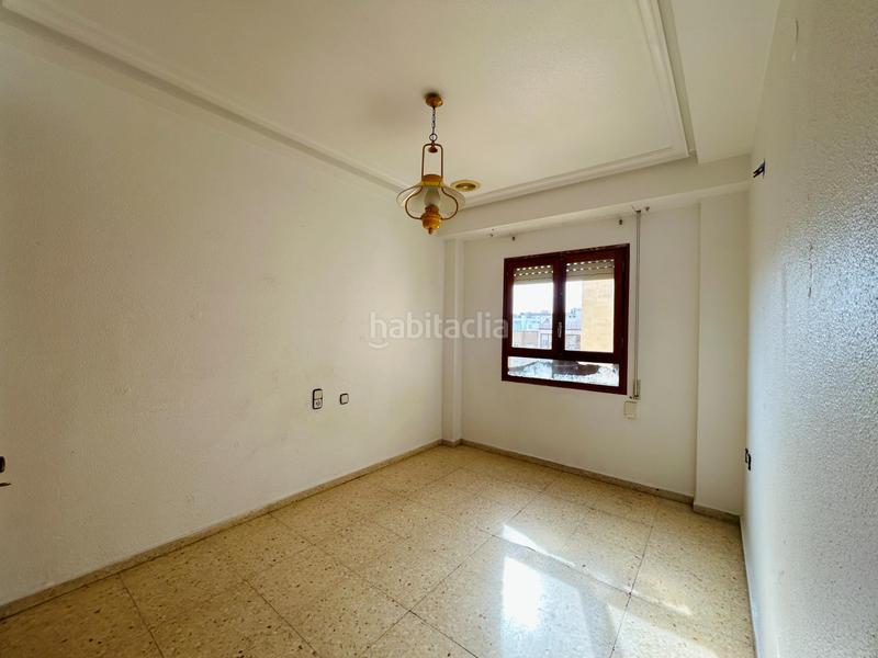 Foto 9775e1f5-22d2-4647-bee5-d75832bc04fb. Piso en Reina Victoria - Miguel Hernández Elche / Elx