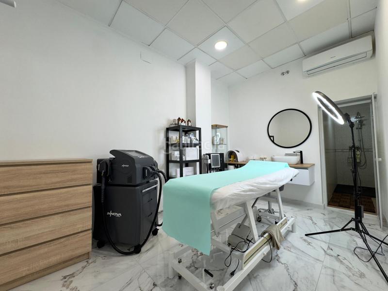 Foto 5ad9d1be-a14d-4e77-8130-82fb830351f5. Rent business premise in Sector V Elche / Elx