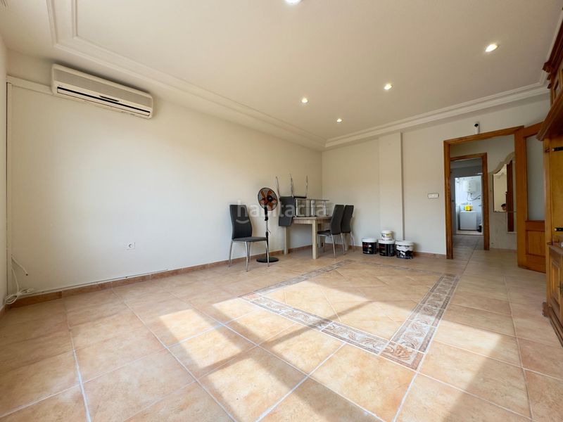 Foto 92a1ecfd-5da0-480e-a236-203348b51ef9. Pis a La Coca-La Nia-Vistahermosa Aspe