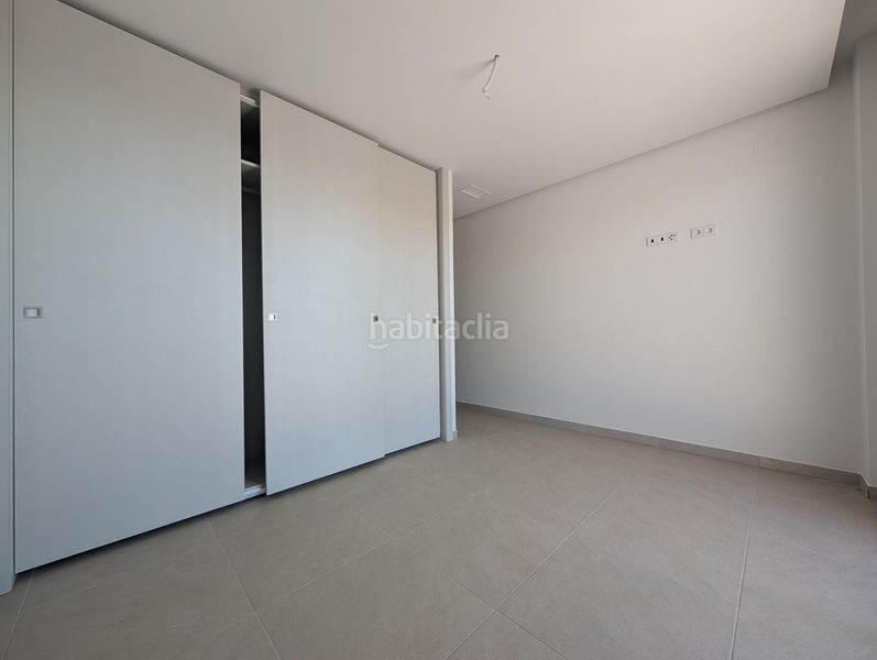 Foto cafb333a-94be-4469-bc1a-11c057bb0d04. Àtic amb aparcament piscina a Playa Tamarit-Playa Lissa Santa Pola