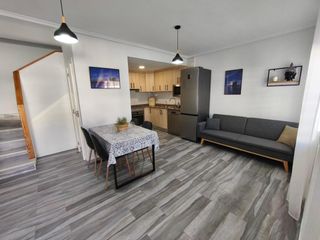 Haus  Calle de biar. Bungalow reformado con vistas al mar a solo 20 metros en santa p