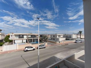 Casa  Calle de chipre. Vivienda de obra nueva con vistas despejadas y solárium en gran
