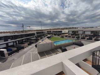 Casa  Calle de chipre. Vivienda de obra nueva con vistas despejadas y solárium en gran