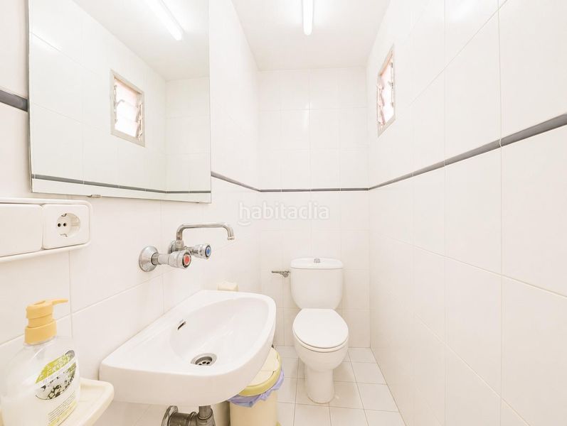 Foto 865e2353-5374-4cad-9c6f-bba6d58ef2ef. Pis a Barrio del Centro Alicante
