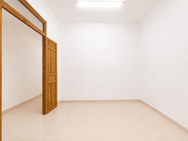 Foto ed05d54c-0ef3-4067-8a1d-40dd91531d71. Pis a Barrio del Centro Alicante