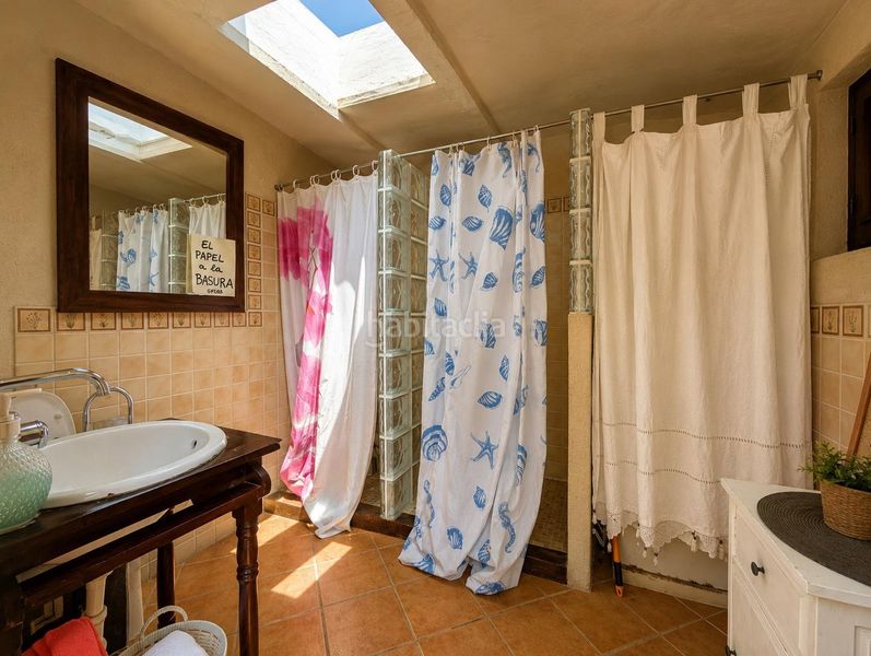 Foto 607a2481-72fb-4fc7-865f-54d8587210a9. Casa amb aparcament piscina a Los Arenales del Sol Elche / Elx