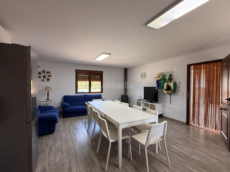 Foto a717ae54-69df-4f50-b63e-828f521569e7. Xalet amb aparcament piscina a Agost