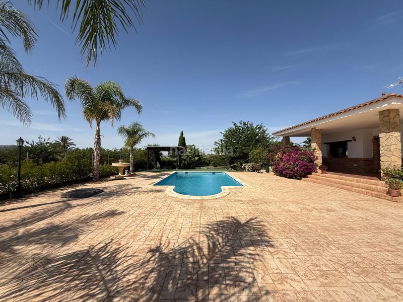 Foto c34095a7-bbca-47bc-9fbc-c083c998220c. Xalet amb aparcament piscina a Agost