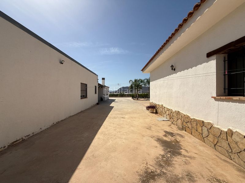 Foto fdd5101e-e3b9-439b-ac0f-90620918a80f. Xalet amb aparcament piscina a Agost