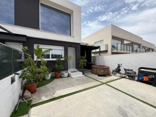 Reihenhaus in Monte y Mar. Tu rincón en gran alacant espacio exterior, luz y muchas posibil