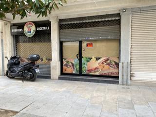 Lloguer Local Comercial a Frederic mompou 3. Local com. en alquiler en puerto, 1 despacho.