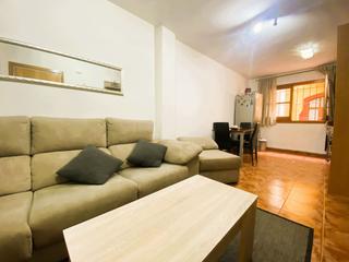 Pis a Casc Antic - Nou Cambrils. Piso en venta en pueblo, 2 dormitorios.