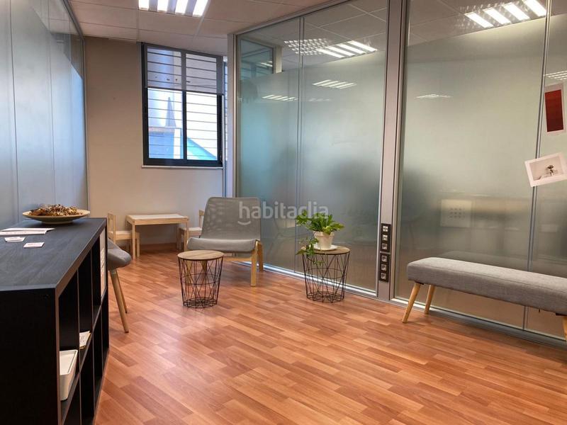 Foto 960f7b13-716c-4e95-86d9-9363944e2566. Alquiler local comercial en foix 32 local com. en alquiler en pueblo, 5 despachos. en Cambrils