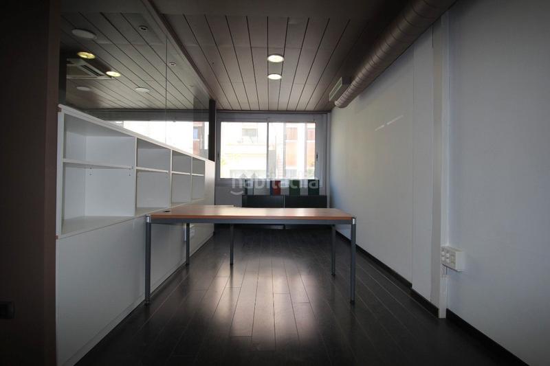Foto a1f707be-f603-40fb-a762-92a4edf892ac. Location bureau dans Centre Granollers