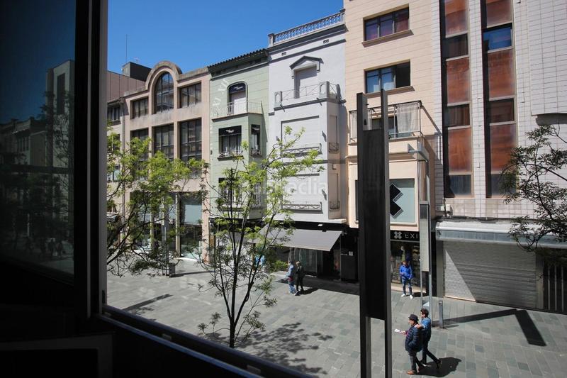 Foto 387c0b2d-c4a2-4171-a1ff-66c4652c1e63. Lloguer oficina a Centre Granollers