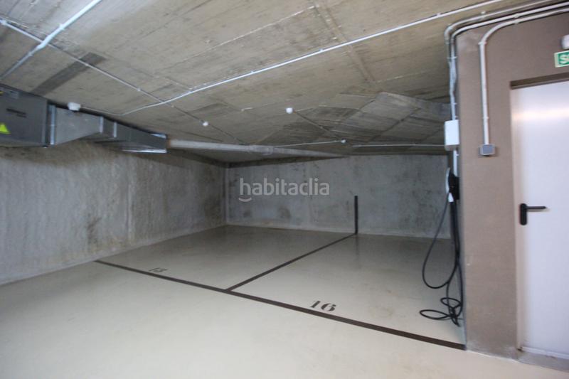 Foto ffea4d64-7719-40f6-943d-2114637d2f2a. Posto auto in carrer del sol 8 in Joan Prim Granollers