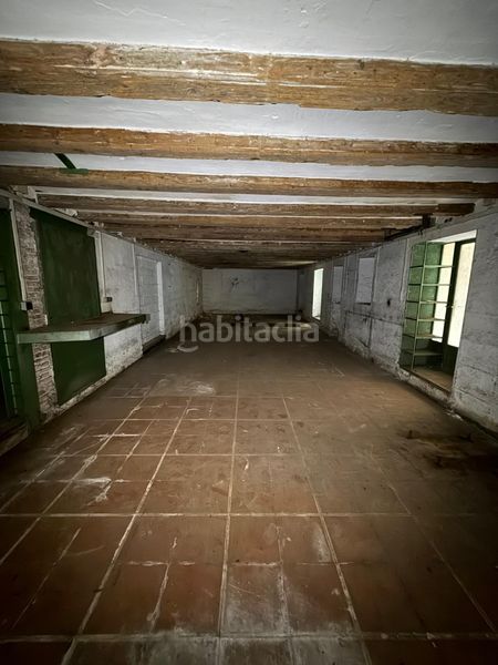 Foto 63173be8-e4f1-4d0e-be63-b74804759013. Local comercial a Raval Barcelona