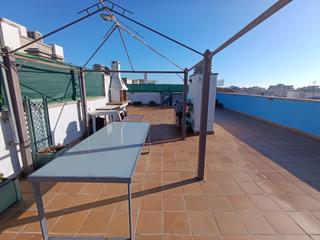 tic  Lluis companys. tico dplex con gran solarium en segur playa