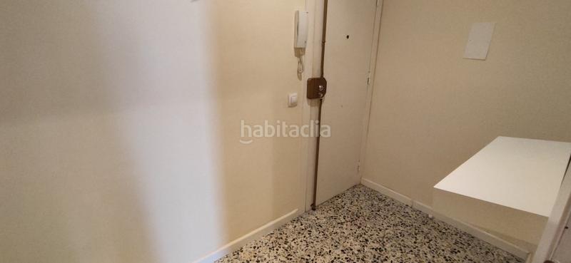 Foto f1b88fd4-b404-42e7-bfa1-eab837e4a1a8. Àtic amb calefacció aparcament a Ciutat Cooperativa-Molí Nou Sant Boi de Llobregat