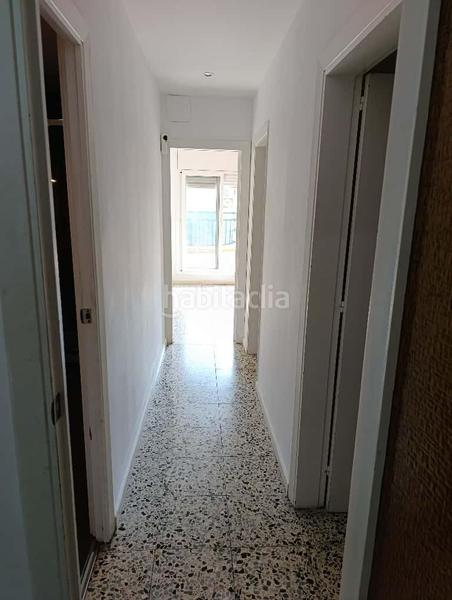 Foto 8b15d5ec-a31e-42eb-9362-b3ab36baf4c0. Attique avec chauffage dans Ciutat Cooperativa-Molí Nou Sant Boi de Llobregat