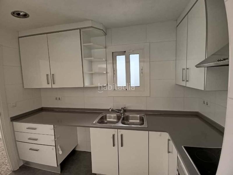 Foto ce075d6b-b5b0-40d5-8dc4-924e7af3ba67. Attique avec chauffage dans Ciutat Cooperativa-Molí Nou Sant Boi de Llobregat