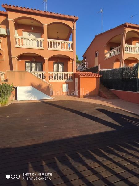 Foto 8ebdd64b-2ad3-4800-ba94-f2b215206aa1. Rent towny house with heating parking pool in Segur de Calafell nucli urbà Segur de Calafell