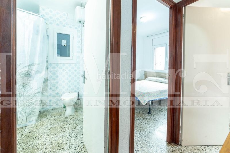 Foto f06c34d4-96d2-4b62-a456-13d658415a09. Pis a Segur Platja Segur de Calafell