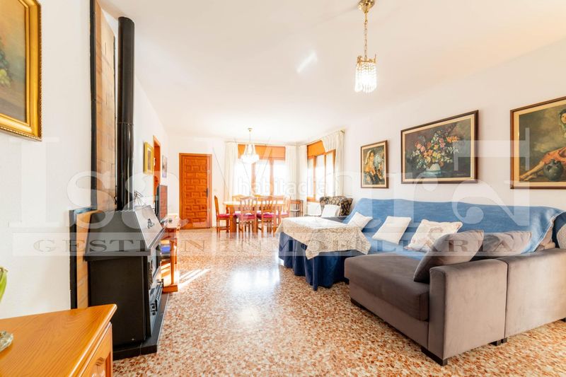 Foto 07a2a5d6-2763-4ca5-95dc-3384aeab684f. Casa a calle Bellvei 8 a Bellvei