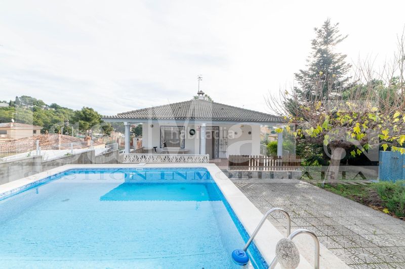 Foto 23605be6-be4e-4d30-9b46-b95bc6e00493. Casa a calle Bellvei 8 a Bellvei