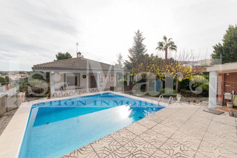 Foto f5cfe926-c6b8-442c-9809-63076280eeef. Casa a calle Bellvei 8 a Bellvei