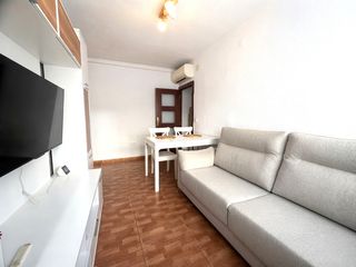 Flat  Carrer buguenvil·lea. Piso reformado en st. il·ldefons (cornellà del llobregat)
