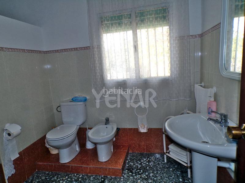 Foto 26f91ace-3c2e-46f5-ab03-a80401852542. Chalet con piscina in Castalla