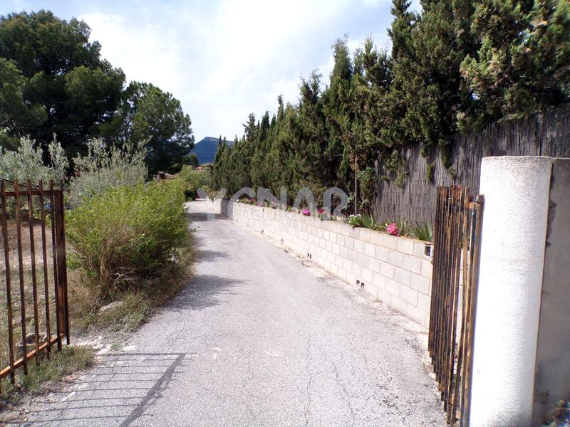 Foto c224fc04-975f-443d-8e30-1e0a7521e845. Chalet con piscina in Castalla